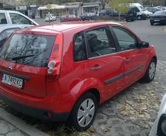 Wynajem samochodu Ford Fiesta nr 397 (Manualna) w Burgas, z silnikiem 1,3l. Benzyna ➤ Bezpośrednio od Zlatomir w Bułgarii.