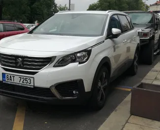 Wypożyczalnia Peugeot 5008 w Pradze, Czechy ✓ Nr 55. ✓ Skrzynia Automatyczna ✓ Opinii: 0.