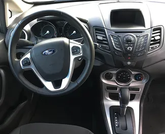 Ford Fiesta 2016 do wynajęcia w Tbilisi. Limit przebiegu nieograniczony.