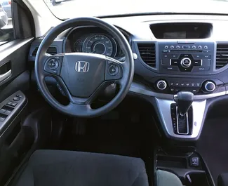 Honda CR-V 2015 do wynajęcia w Tbilisi. Limit przebiegu nieograniczony.