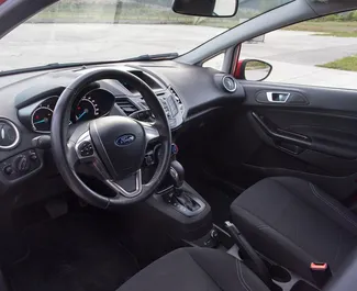 Ford Fiesta 2016 do wynajęcia w Budvie. Limit przebiegu nieograniczony.