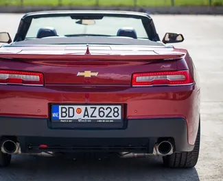 Chevrolet Camaro Cabrio 2015 do wynajęcia w Budvie. Limit przebiegu nieograniczony.