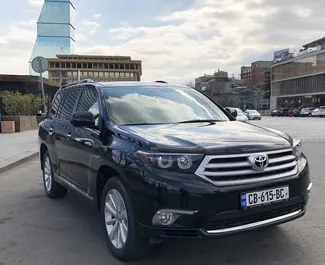 Wypożyczalnia Toyota Highlander w Tbilisi, Gruzja ✓ Nr 1221. ✓ Skrzynia Automatyczna ✓ Opinii: 2.