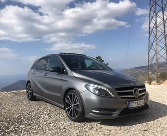Wypożyczalnia Mercedes-Benz B180 w Rafailowiczach, Czarnogóra ✓ Nr 1234. ✓ Skrzynia Automatyczna ✓ Opinii: 3.