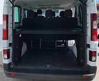 Renault Trafic 2017 – wynajem od właścicieli na Krecie (Grecja).