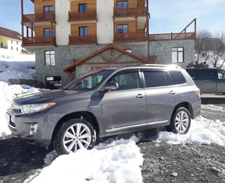 Wypożyczalnia Toyota Highlander w Tbilisi, Gruzja ✓ Nr 1248. ✓ Skrzynia Automatyczna ✓ Opinii: 7.