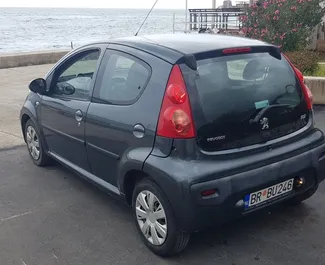 Silnik Benzyna 1,0 l – Wynajmij Peugeot 107 w Barze.