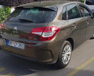 Citroen C4 – samochód kategorii Komfort, Crossover na wynajem w Czarnogórze ✓ Bez Depozytu ✓ Ubezpieczenie: OC, CDW, SCDW, Pasażerowie, Od Kradzieży, Zagranica.