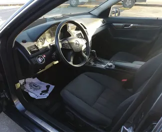 Wynajem samochodu Mercedes-Benz C-Class nr 1648 (Automatyczna) w Burgas, z silnikiem 1,8l. Benzyna ➤ Bezpośrednio od Nikolay w Bułgarii.