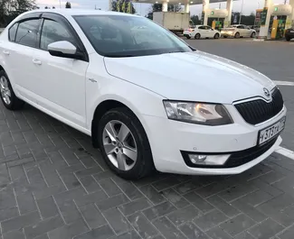 Wypożyczalnia Skoda Octavia na lotnisku w Symferopolu, Krym ✓ Nr 1823. ✓ Skrzynia Automatyczna ✓ Opinii: 0.