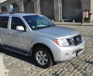 Silnik Benzyna 4,0 l – Wynajmij Nissan Pathfinder w Tbilisi.