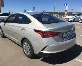 Wynajem samochodu Hyundai Solaris nr 1911 (Automatyczna) na lotnisku w Symferopolu, z silnikiem 1,6l. Benzyna ➤ Bezpośrednio od Wiaczesław na Krymie.