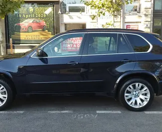 BMW X5 2012 do wynajęcia w Tbilisi. Limit przebiegu nieograniczony.