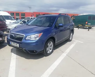 Subaru Forester 2016 do wynajęcia w Tbilisi. Limit przebiegu nieograniczony.