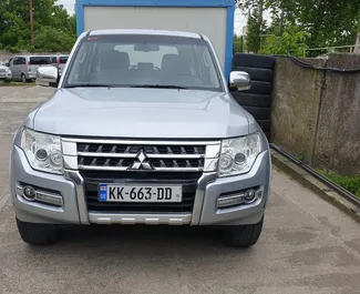 Wypożyczalnia Mitsubishi Pajero w Tbilisi, Gruzja ✓ Nr 2002. ✓ Skrzynia Automatyczna ✓ Opinii: 0.