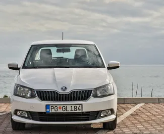 Wynajem samochodu Skoda Fabia nr 2006 (Automatyczna) w Budvie, z silnikiem 1,1l. Benzyna ➤ Bezpośrednio od Mediolan w Czarnogórze.