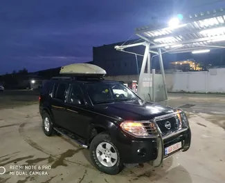 Wynajmij Nissan Pathfinder 2012 w Gruzji. Paliwo: Benzyna. Moc: 250 KM ➤ Koszt od 180 GEL za dobę.