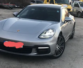 Porsche Panamera – samochód kategorii Premium, Luksusowy na wynajem w Czarnogórze ✓ Bez Depozytu ✓ Ubezpieczenie: OC, CDW, SCDW, Pasażerowie, Od Kradzieży, Zagranica.
