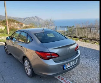 Wynajem samochodu Opel Astra Sedan nr 2026 (Automatyczna) w Budvie, z silnikiem 1,6l. Benzyna ➤ Bezpośrednio od Vuk w Czarnogórze.