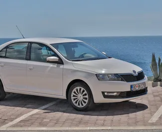 Wypożyczalnia Skoda Rapid w Budvie, Czarnogóra ✓ Nr 2043. ✓ Skrzynia Automatyczna ✓ Opinii: 2.