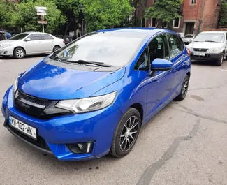 Wynajmij Honda Fit 2015 w Gruzji. Paliwo: Benzyna. Moc: 117 KM ➤ Koszt od 100 GEL za dobę.