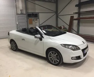 Wynajem samochodu Renault Megane Cabrio nr 2196 (Automatyczna) w Budvie, z silnikiem 1,5l. Diesel ➤ Bezpośrednio od Mediolan w Czarnogórze.