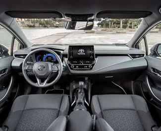 Wypożyczalnia Toyota Corolla Touring Sports w Burgas, Bułgaria ✓ Nr 2426. ✓ Skrzynia Automatyczna ✓ Opinii: 0.