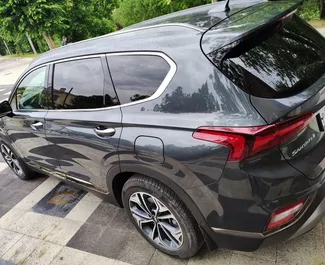 Hyundai Santa Fe – samochód kategorii Komfort, Crossover na wynajem na Krymie ✓ Depozyt 30000 RUB ✓ Ubezpieczenie: OC.