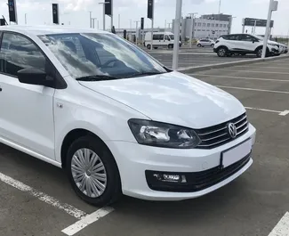 Wynajem samochodu Volkswagen Polo Sedan nr 1820 (Automatyczna) na lotnisku w Symferopolu, z silnikiem 1,6l. Benzyna ➤ Bezpośrednio od Artem na Krymie.