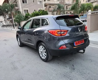 Wynajmij Renault Kadjar 2018 na Cyprze. Paliwo: Diesel. Moc:  KM ➤ Koszt od 54 EUR za dobę.