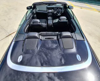 Wynajmij Mercedes-Benz E-Class Cabrio 2015 na Cyprze. Paliwo: Diesel. Moc:  KM ➤ Koszt od 81 EUR za dobę.