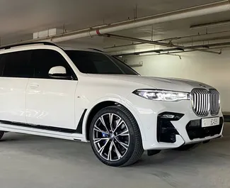 Wypożyczalnia BMW X7 w Dubaju, ZEA ✓ Nr 3357. ✓ Skrzynia Automatyczna ✓ Opinii: 0.
