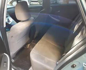Toyota Prius – samochód kategorii Ekonomiczny, Komfort na wynajem w Gruzji ✓ Depozyt 500 GEL ✓ Ubezpieczenie: OC, SCDW, Od Kradzieży.