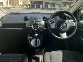 Silnik Benzyna 1,4 l – Wynajmij Mazda Demio w Larnace.