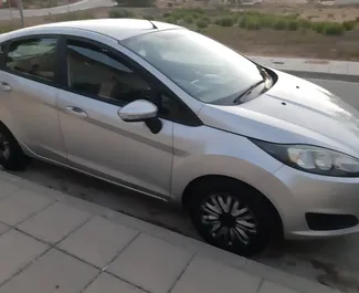 Wypożyczalnia Ford Fiesta w Larnace, Cypr ✓ Nr 4067. ✓ Skrzynia Manualna ✓ Opinii: 0.