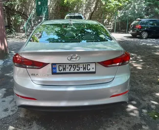 Silnik Benzyna 2,0 l – Wynajmij Hyundai Elantra na lotnisku w Tbilisi.