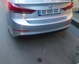 Wynajmij Hyundai Elantra 2017 w Gruzji. Paliwo: Benzyna. Moc: 180 KM ➤ Koszt od 115 GEL za dobę.