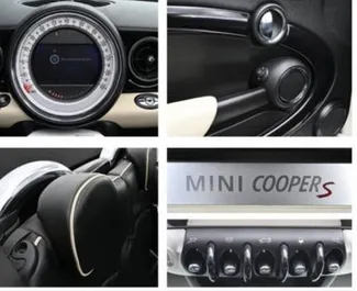Wnętrze Mini Cooper S do wynajęcia w Czarnogórze. Doskonały samochód 4-osobowy. ✓ Skrzynia Automatyczna.