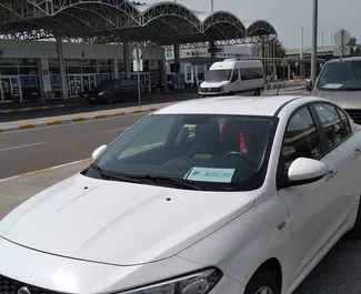 Wynajmij Fiat Egea 2020 w Turcji. Paliwo: Diesel. Moc: 90 KM ➤ Koszt od 9 USD za dobę.