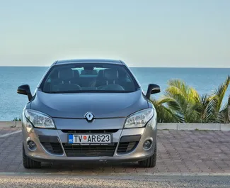 Wynajmij Renault Megane Cabrio 2012 w Czarnogórze. Paliwo: Diesel. Moc: 115 KM ➤ Koszt od 30 EUR za dobę.