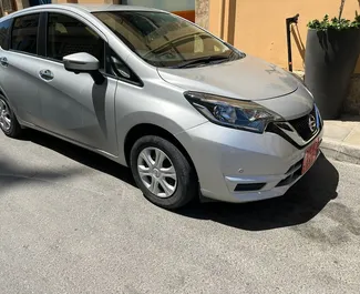 Wypożyczalnia Nissan Note w Larnace, Cypr ✓ Nr 4376. ✓ Skrzynia Automatyczna ✓ Opinii: 0.