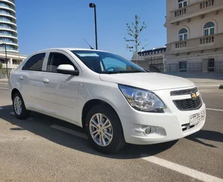 Wynajmij Chevrolet Cobalt 2022 w Azerbejdżanie. Paliwo: Benzyna. Moc: 145 KM ➤ Koszt od 43 AZN za dobę.