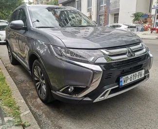 Wypożyczalnia Mitsubishi Outlander w Tbilisi, Gruzja ✓ Nr 1275. ✓ Skrzynia Automatyczna ✓ Opinii: 3.