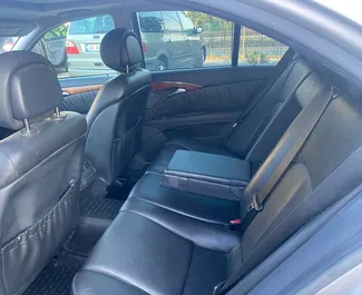 Silnik Diesel 2,2 l – Wynajmij Mercedes-Benz E-Class w Tiranie.