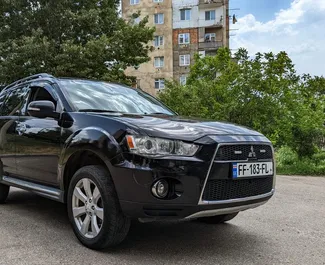 Wypożyczalnia Mitsubishi Outlander Xl w Tbilisi, Gruzja ✓ Nr 4201. ✓ Skrzynia Automatyczna ✓ Opinii: 1.