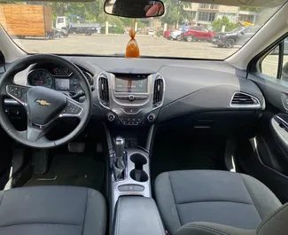 Chevrolet Cruze 2018 do wynajęcia w Tbilisi. Limit przebiegu nieograniczony.