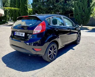 Silnik Benzyna 1,6 l – Wynajmij Ford Fiesta w Tbilisi.