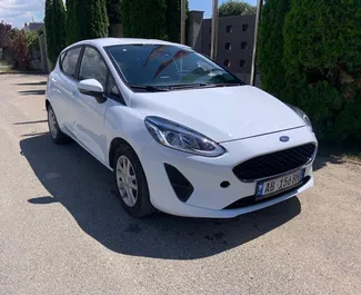Wypożyczalnia Ford Fiesta w Tiranie, Albania ✓ Nr 4611. ✓ Skrzynia Manualna ✓ Opinii: 2.