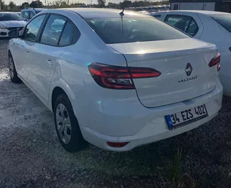 Wynajmij Renault Taliant 2022 w Turcji. Paliwo: Benzyna. Moc: 100 KM ➤ Koszt od 30 USD za dobę.