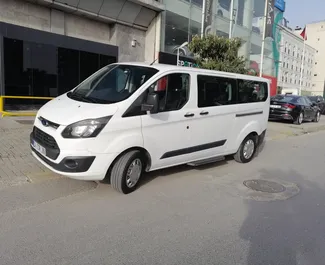 Wynajmij Ford Tourneo Custom 2016 w Turcji. Paliwo: Diesel. Moc: 155 KM ➤ Koszt od 117 USD za dobę.